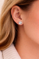Vikchi Sonaire Aurelia large round brilliant-cut diamond stud earrings in 14kt gold setting with screw-back closure.